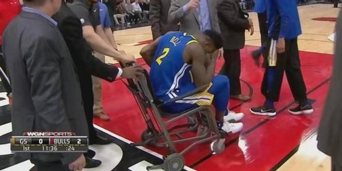  字母哥赛季报销接受脚踝手术  