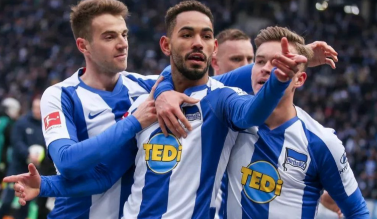  柏林联合主场气势如虹，逆转战胜传统强队